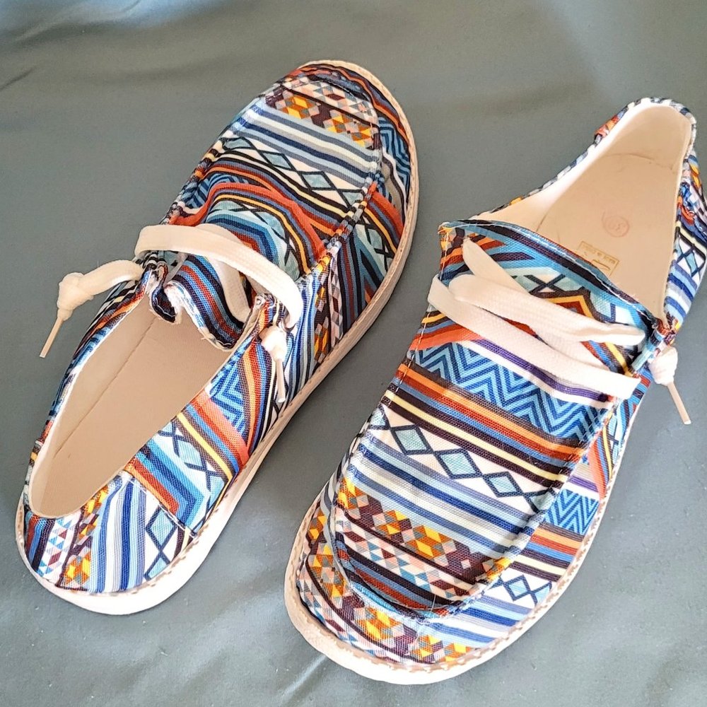 Made in China. Size 39
